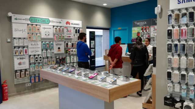 Phone House inaugura su primera tienda en Barbate (Cádiz)
