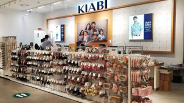 Kiabi y Merkal crecen en Galicia con tiendas en Nigrán