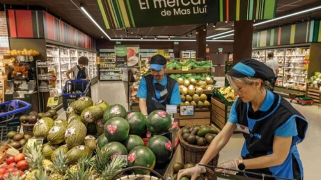 La franquicia Caprabo termina la transformación de sus supermercados