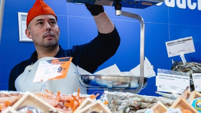 Franquicias DIA aumenta un 21% la compra de pescado de acuicultura nacional