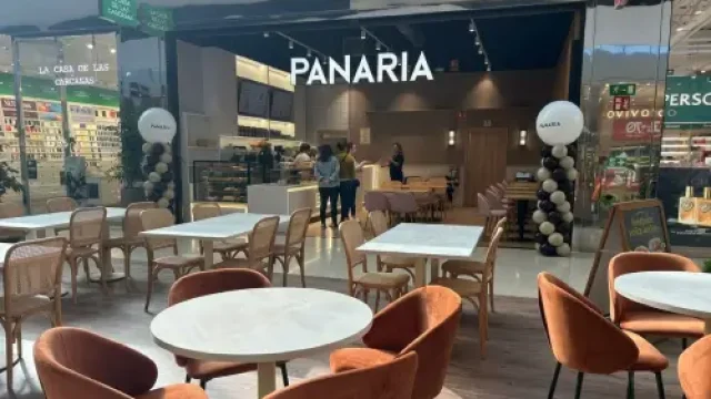 La franquicia Panaria abre su primera cafetería en A Coruña